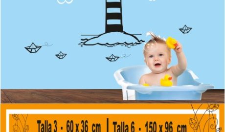 Faro avec des navires et des nuages